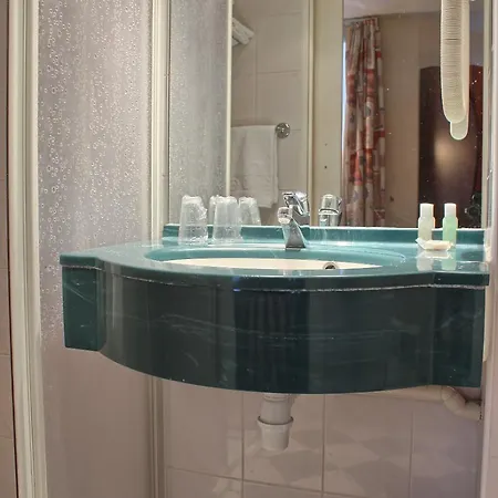 Отель Pavillon Villiers Etoile 3*