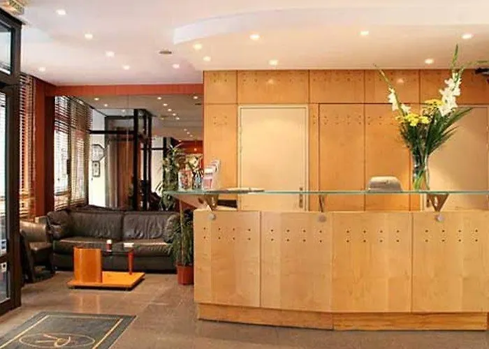Hotel Pavillon Villiers Etoile 3*