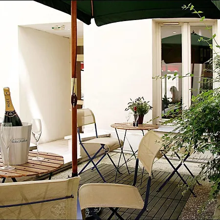 Hotel Pavillon Villiers Etoile