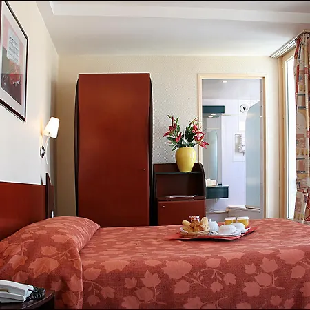 Pavillon Villiers Etoile 3* París