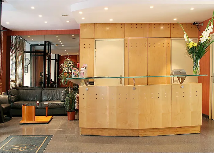 Hotel Pavillon Villiers Etoile 3*