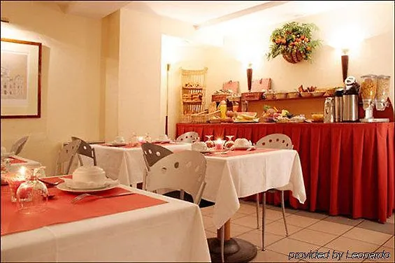 Hotel Pavillon Villiers Etoile 3*